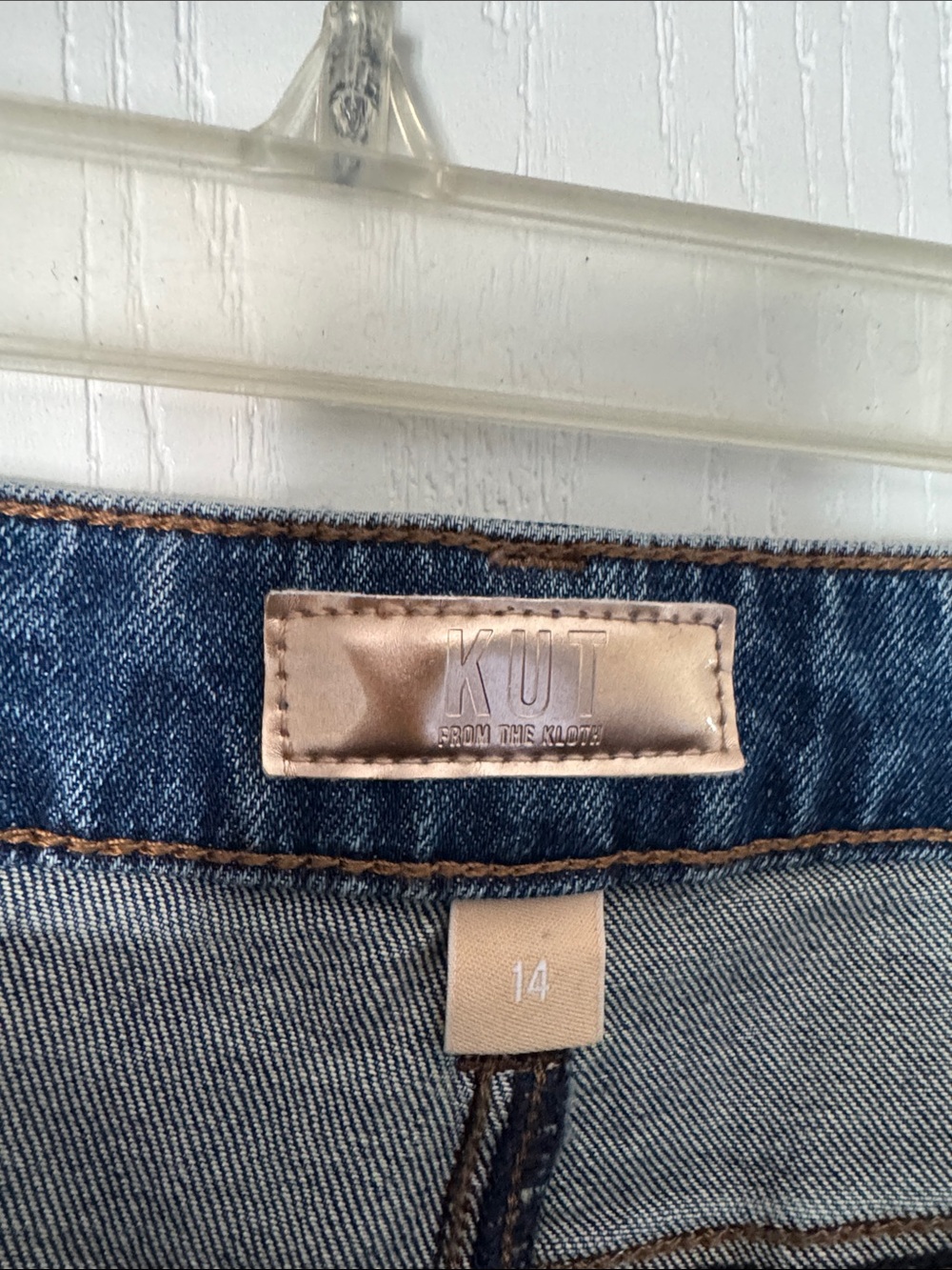 Kut from the Kloth Women's Straight Jeans in Faded Blue - Picture 2 of 8